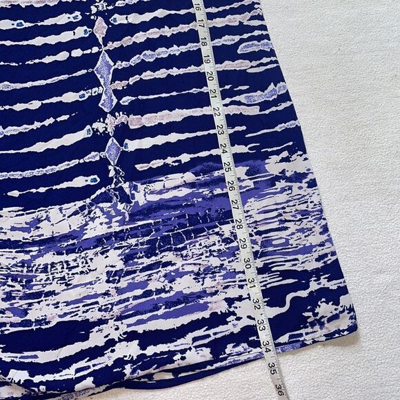 Saint Tropez West Blue and White Designed Shift Dress (Size: 6) - Picture 11 of 16